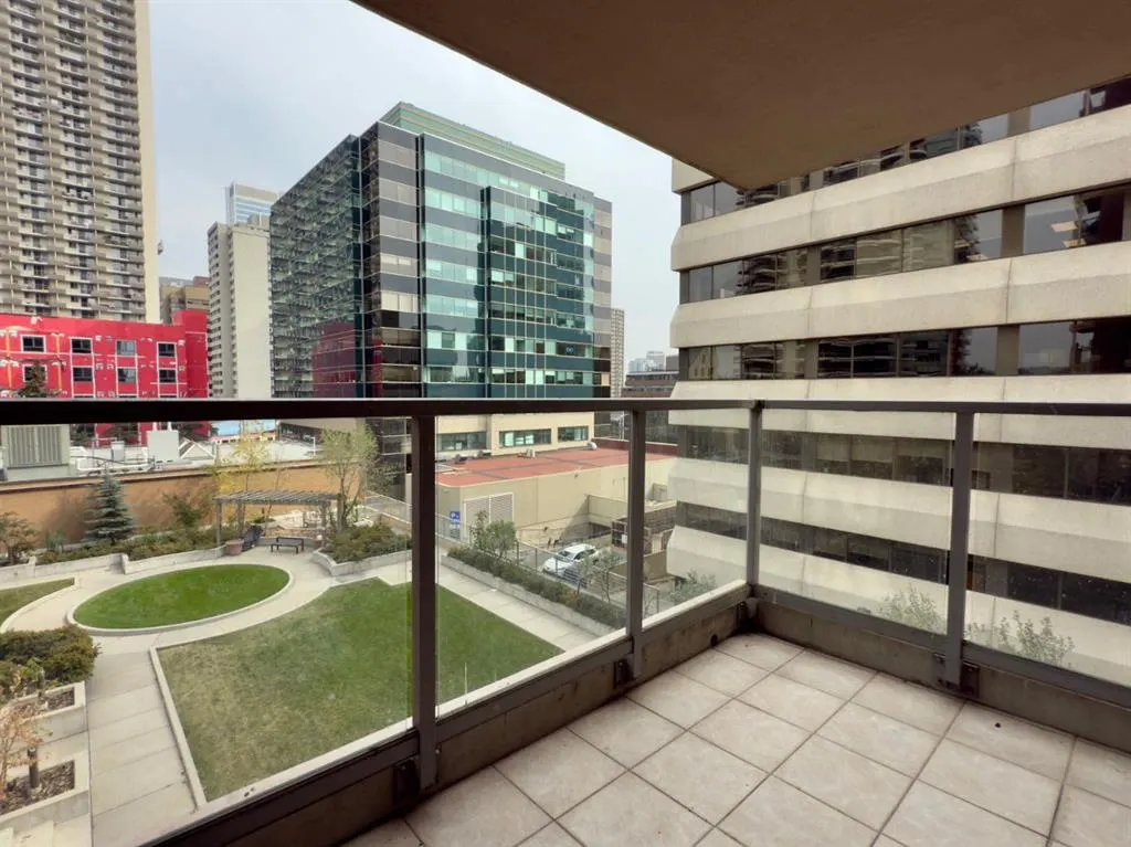 650 10 Street SW, #407