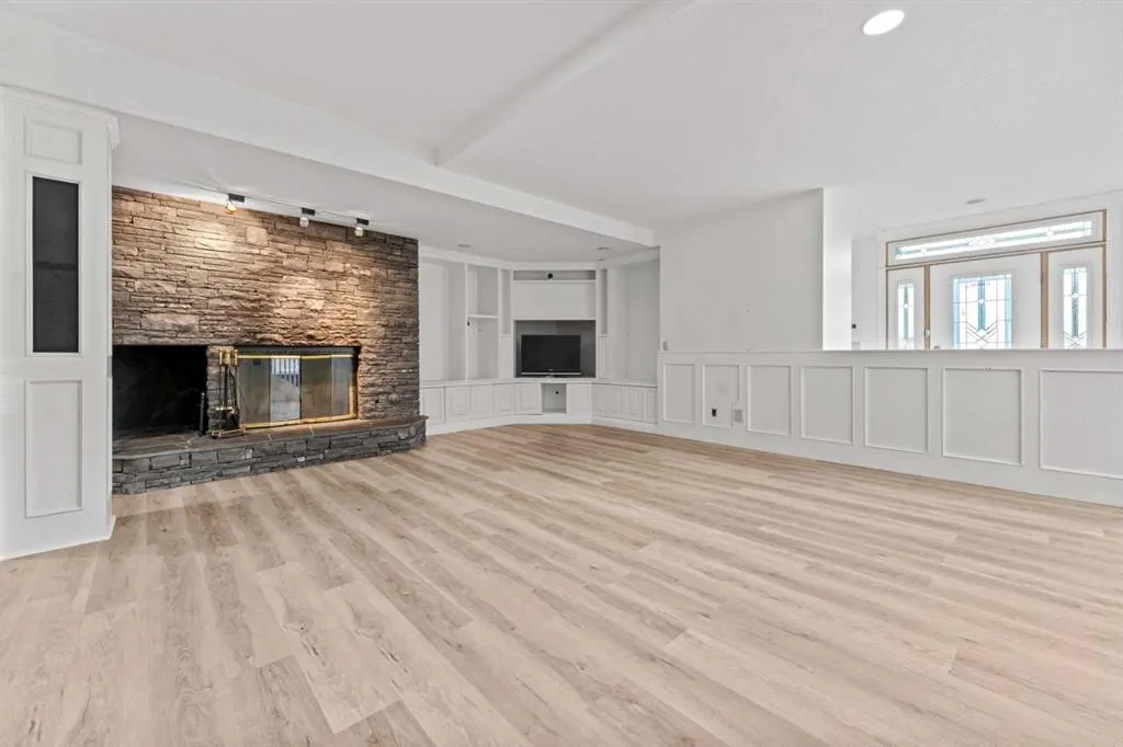 28 Slopes Grove SW
