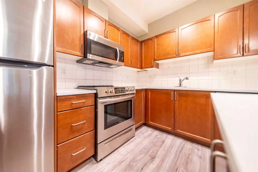 156 Country Village Circle NE, #114