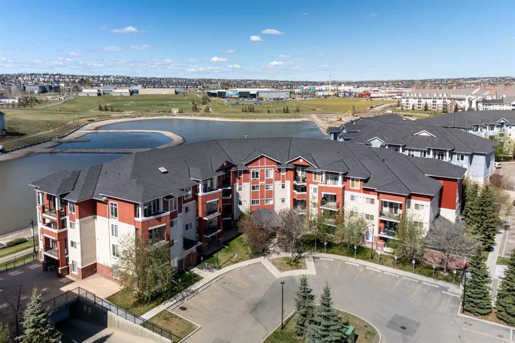 156 Country Village Circle NE, #114