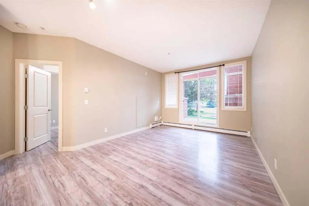 156 Country Village Circle NE, #114
