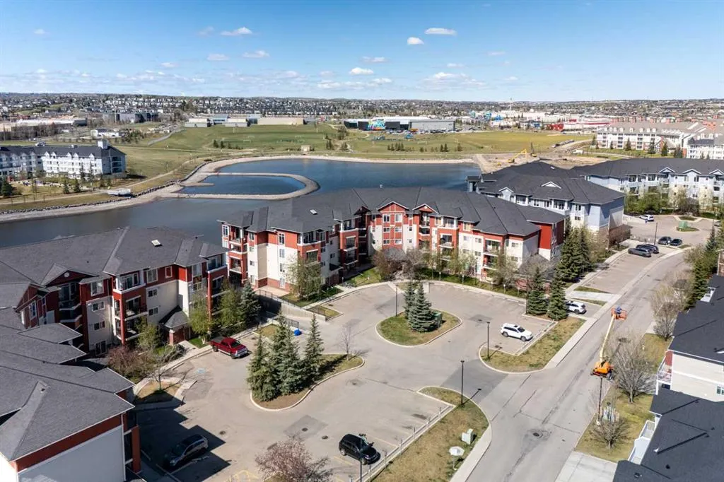 156 Country Village Circle NE, #114
