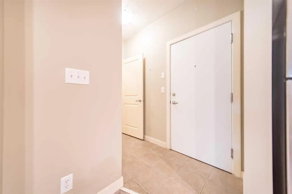 156 Country Village Circle NE, #114