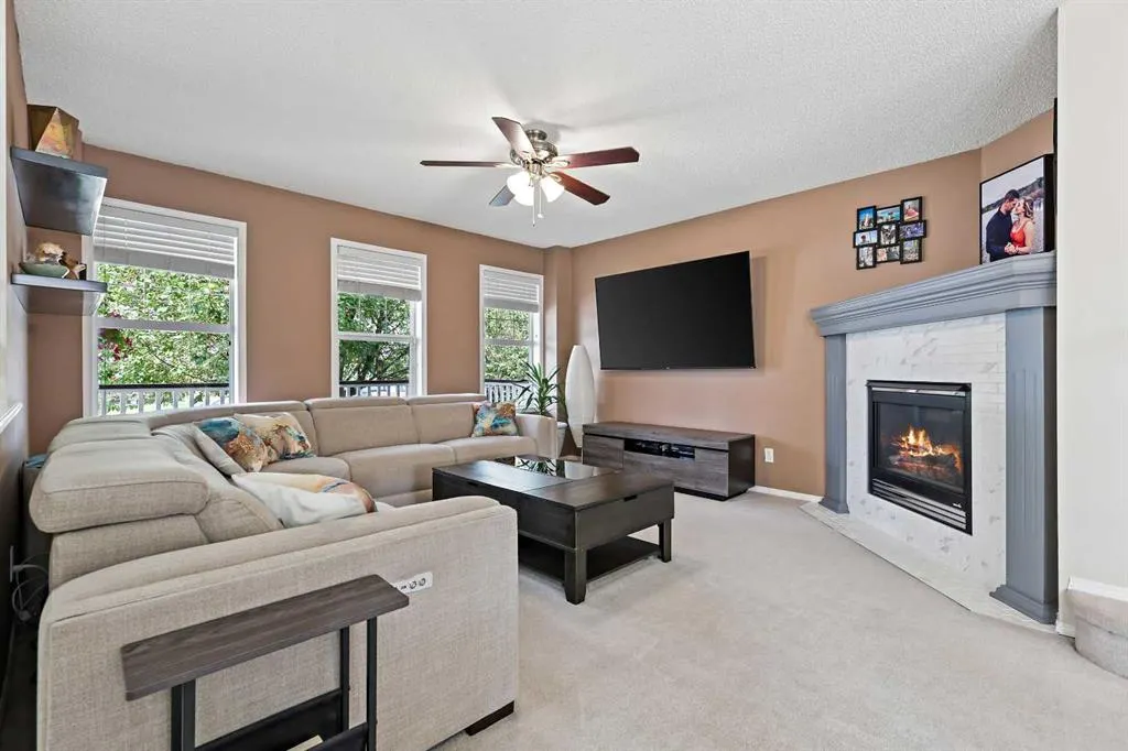 67 Copperfield Heights SE