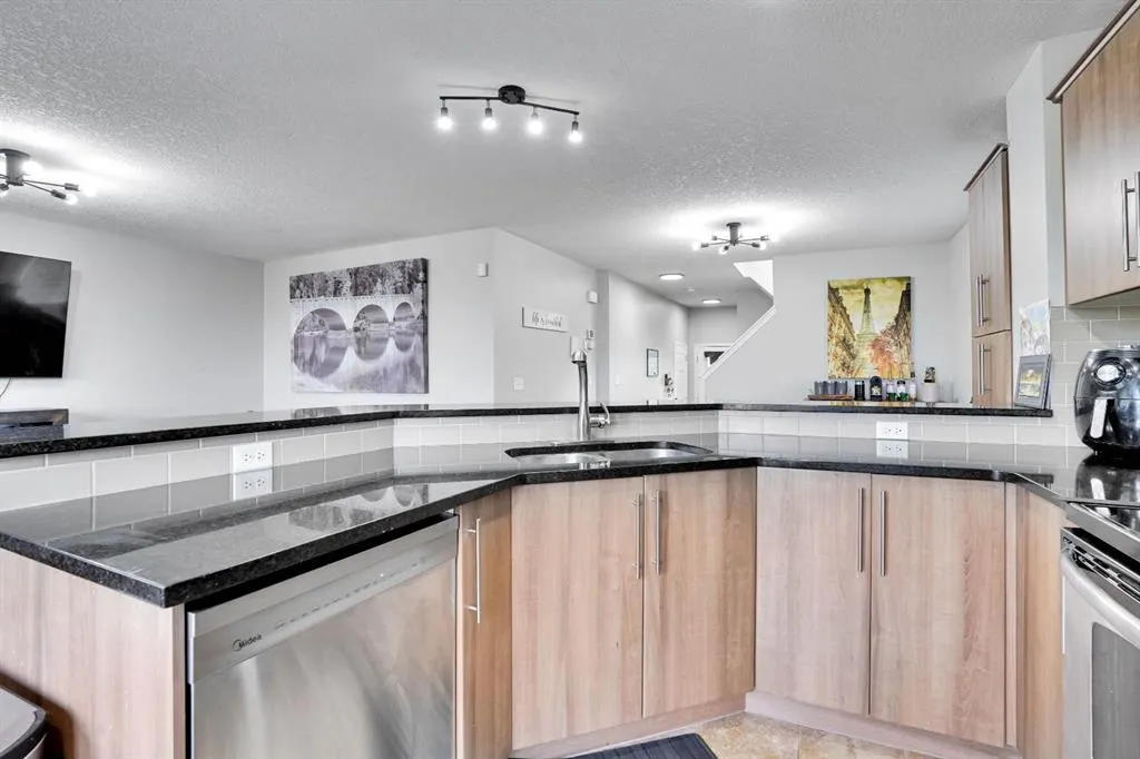 196 Viewpointe Terrace