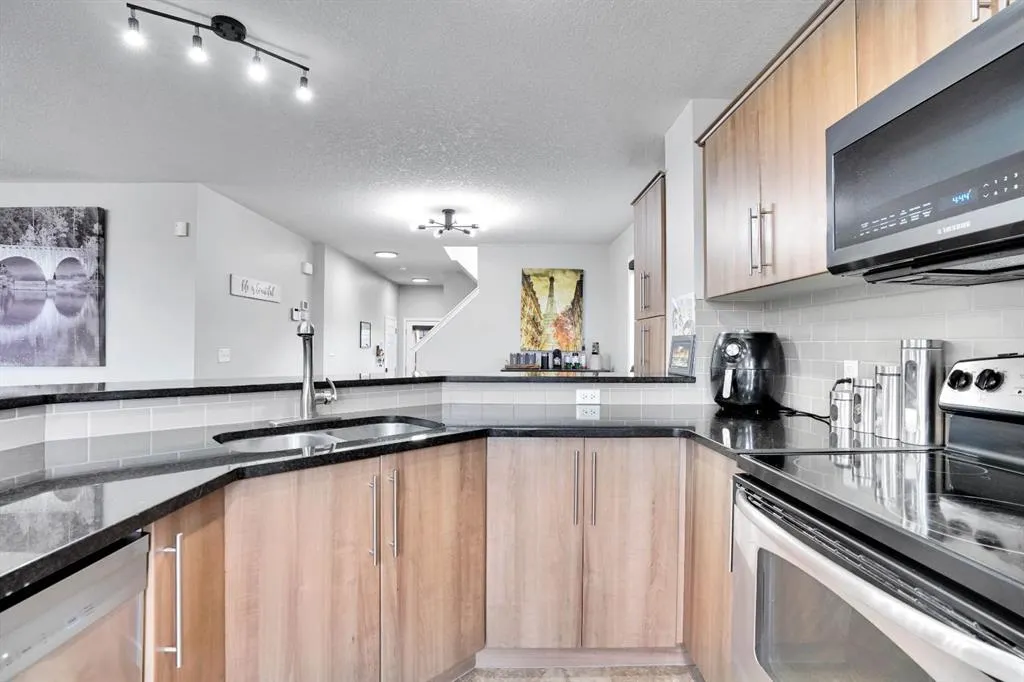 196 Viewpointe Terrace