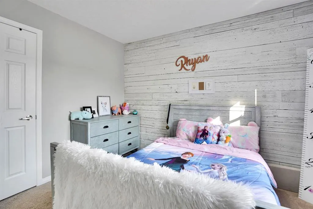 196 Viewpointe Terrace