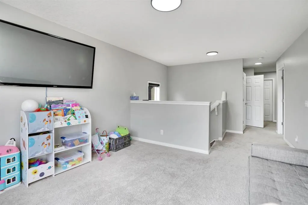 196 Viewpointe Terrace