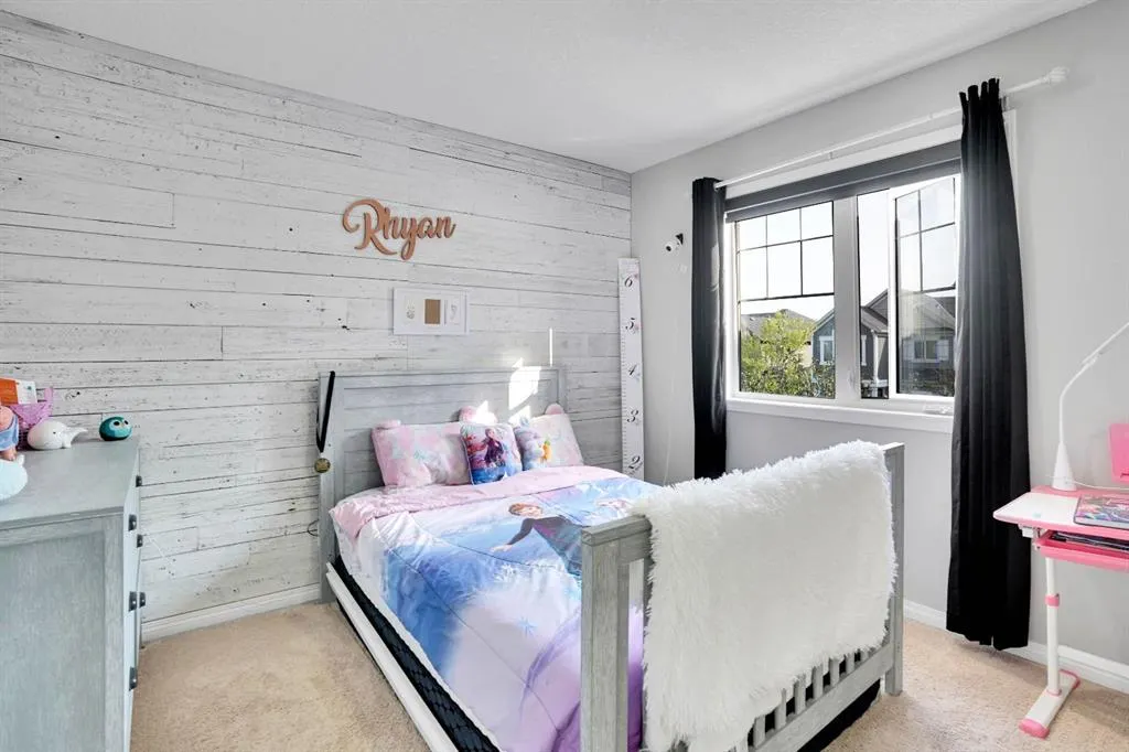 196 Viewpointe Terrace