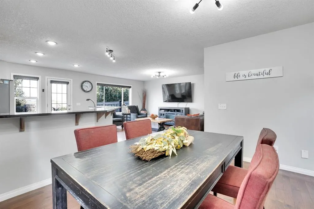 196 Viewpointe Terrace