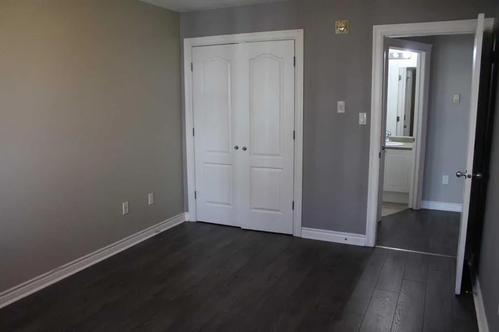 5101 18 Street, #207A