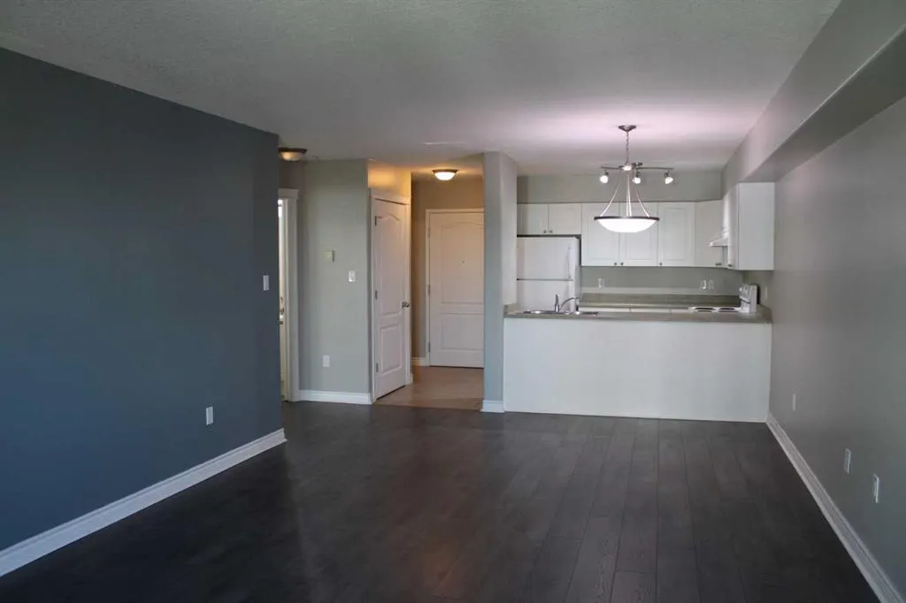 5101 18 Street, #207A