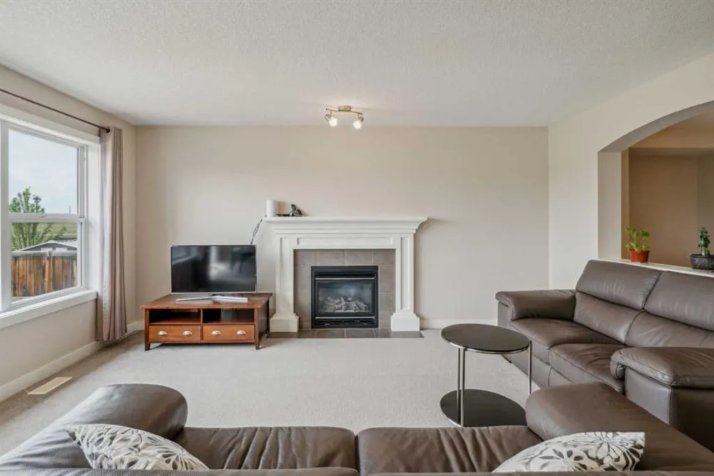 91 Bridlecrest Street SW