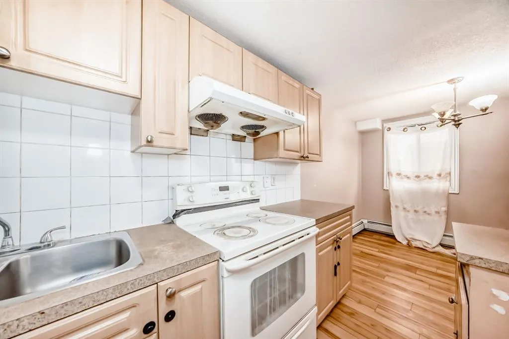 6825 Centre Street NW, #103