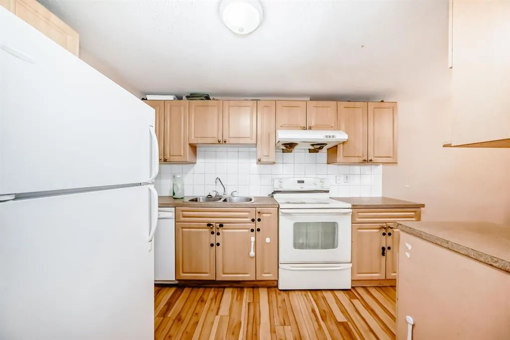 6825 Centre Street NW, #103