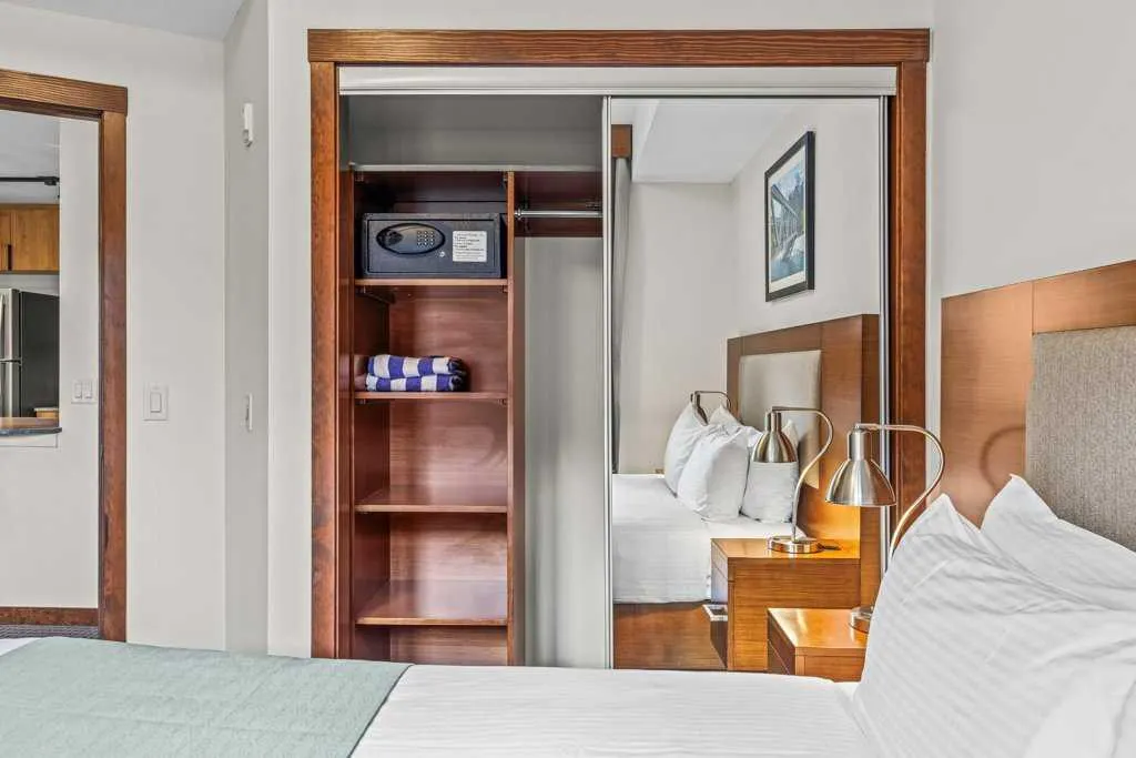 190 Kananaskis Way, #231