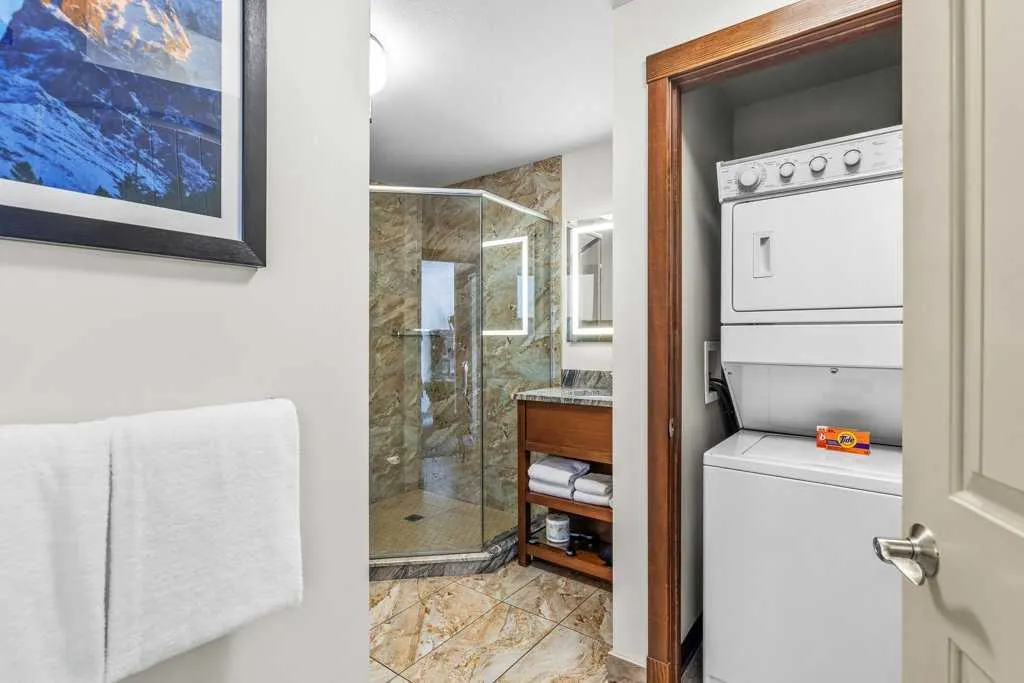 190 Kananaskis Way, #231