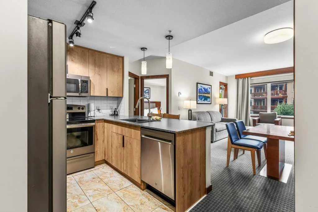 190 Kananaskis Way, #231