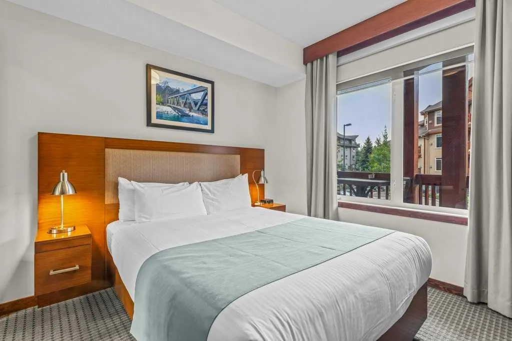 190 Kananaskis Way, #231