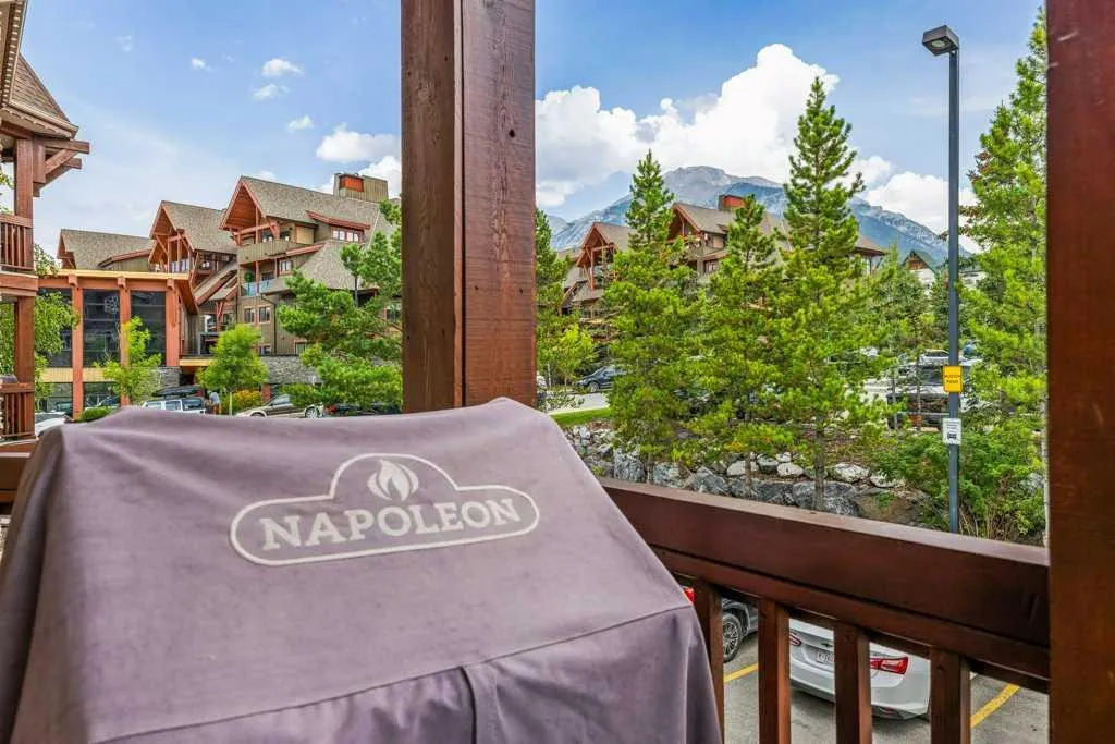 190 Kananaskis Way, #231
