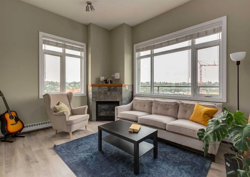 990 Centre Avenue NE, #628