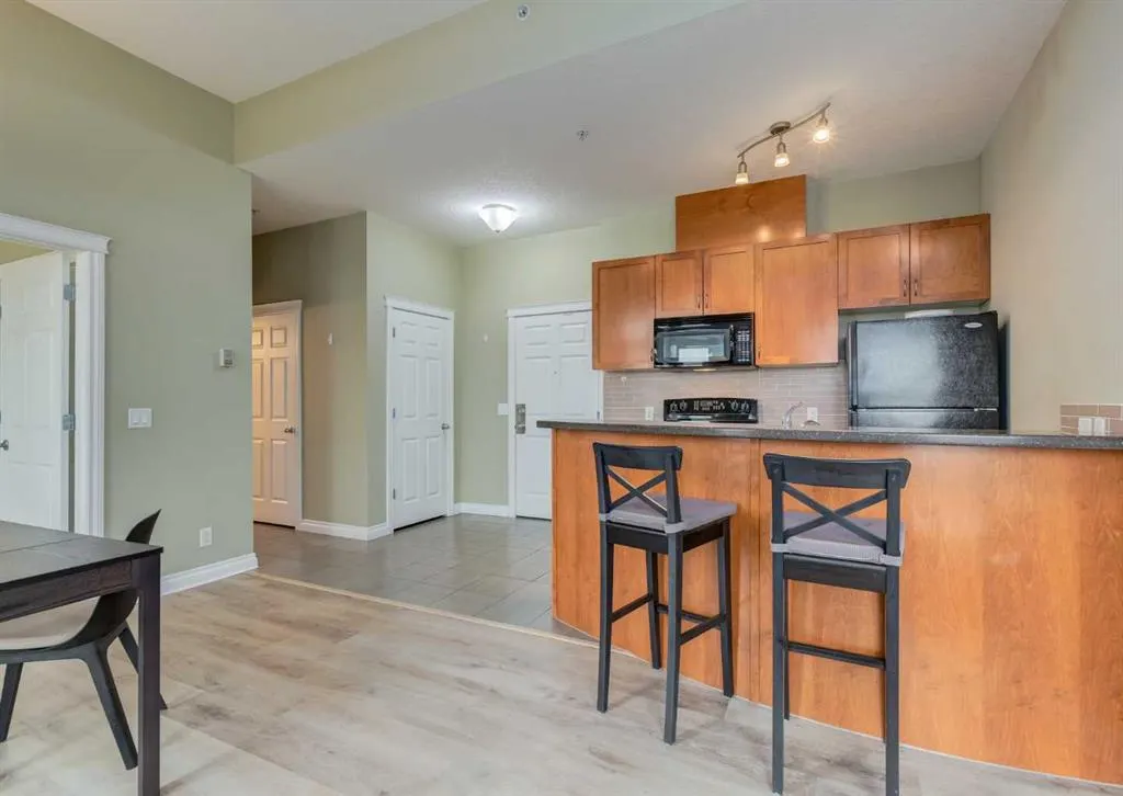 990 Centre Avenue NE, #628