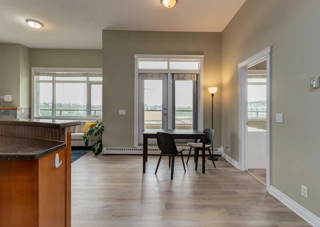 990 Centre Avenue NE, #628