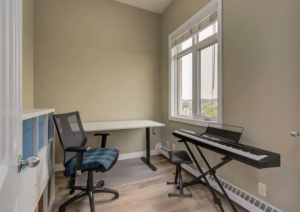 990 Centre Avenue NE, #628