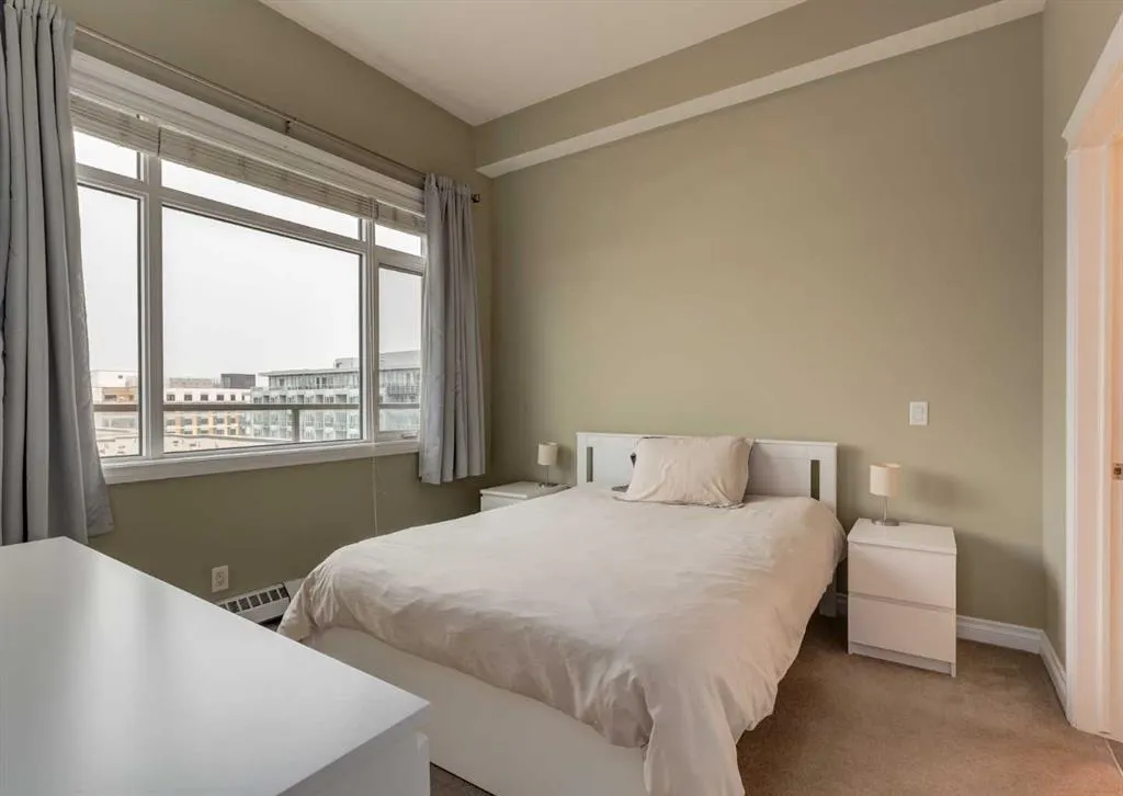 990 Centre Avenue NE, #628