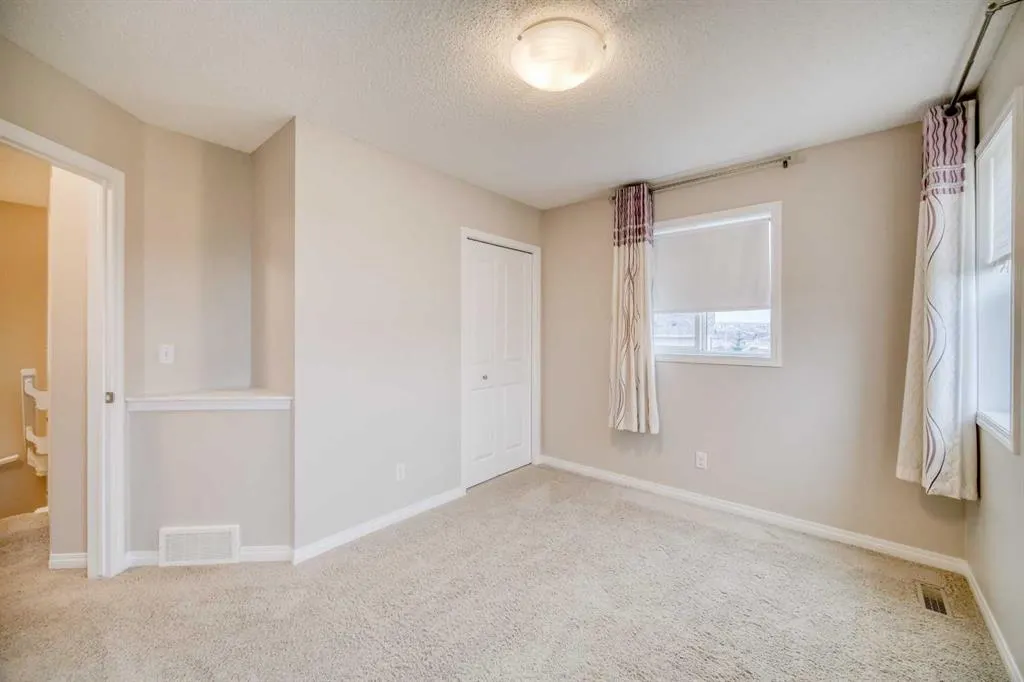 37 Panton View NW