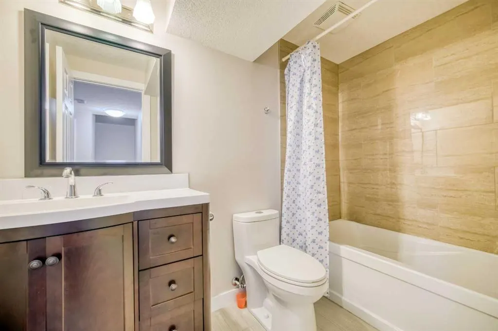 37 Panton View NW