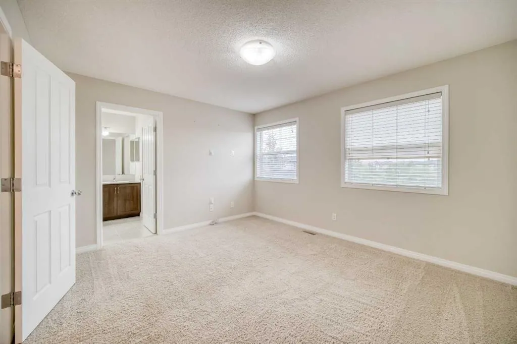 37 Panton View NW