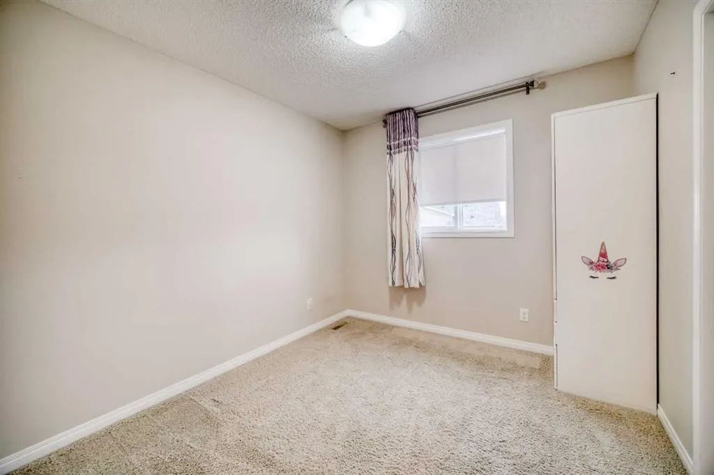 37 Panton View NW