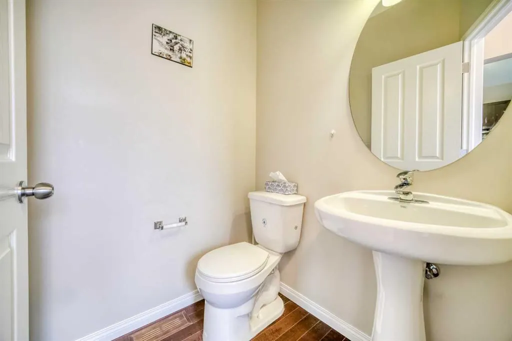37 Panton View NW