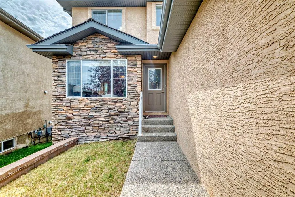 17 Royal Ridge Hill NW