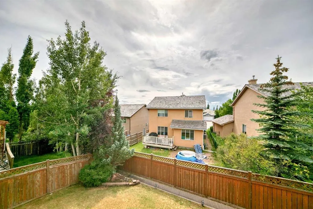 17 Royal Ridge Hill NW