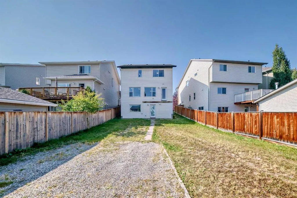 57 Brightoncrest Heights