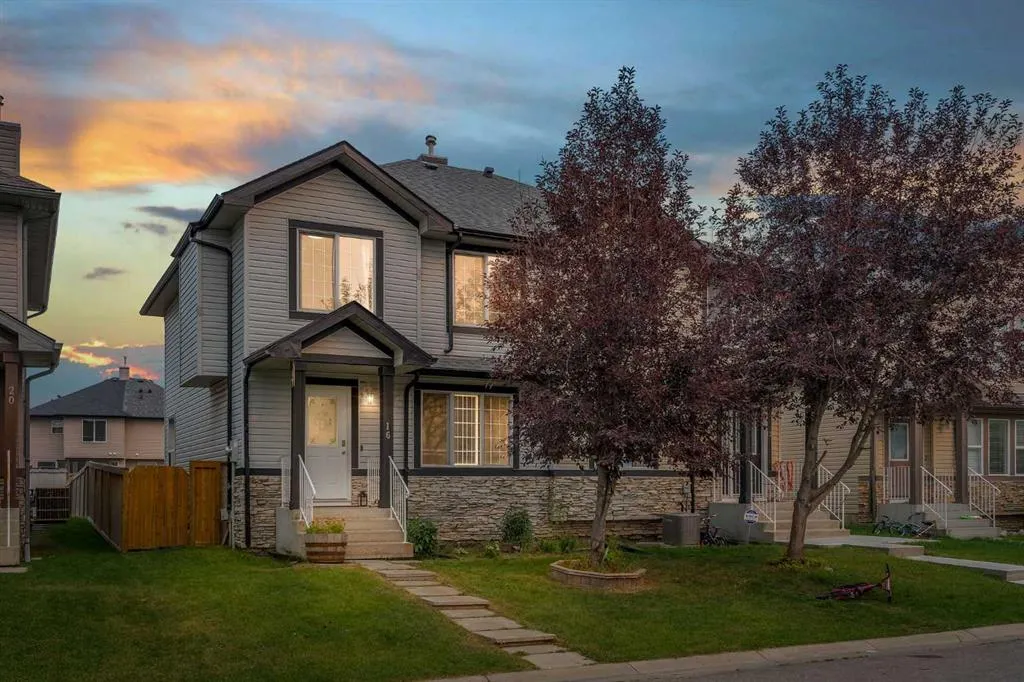 16 Saddlebrook Place NE