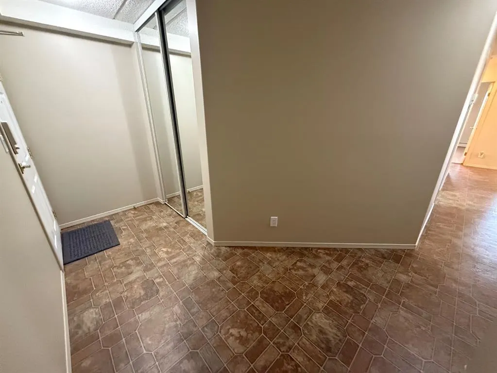 848 4 Avenue, #302