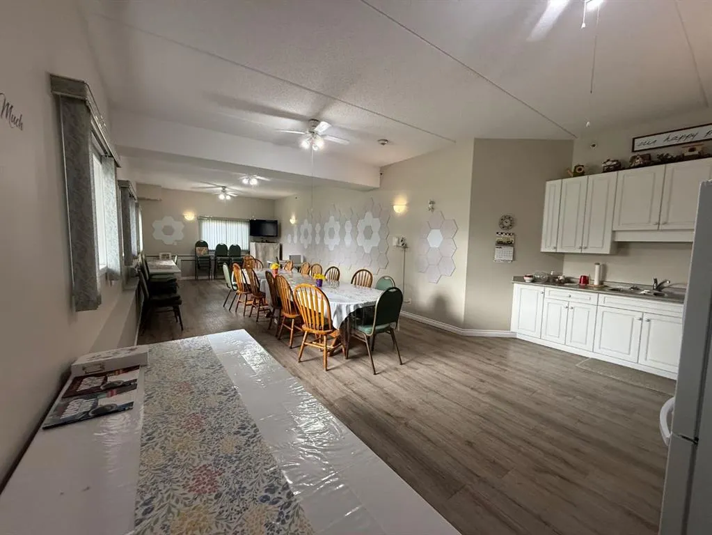 848 4 Avenue, #302