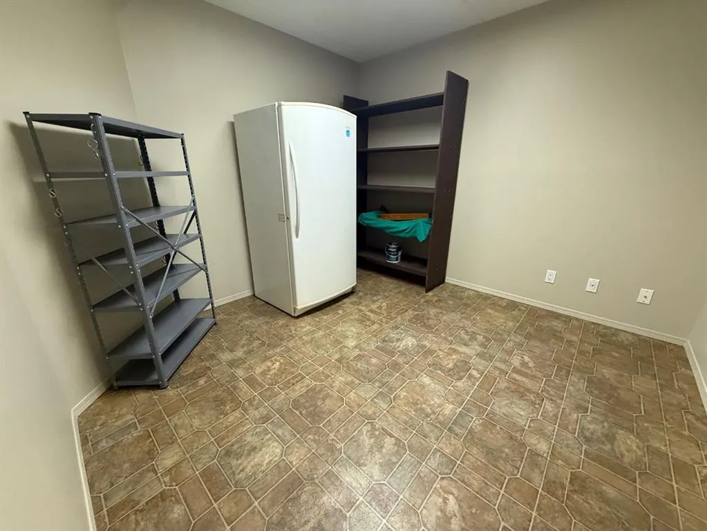 848 4 Avenue, #302
