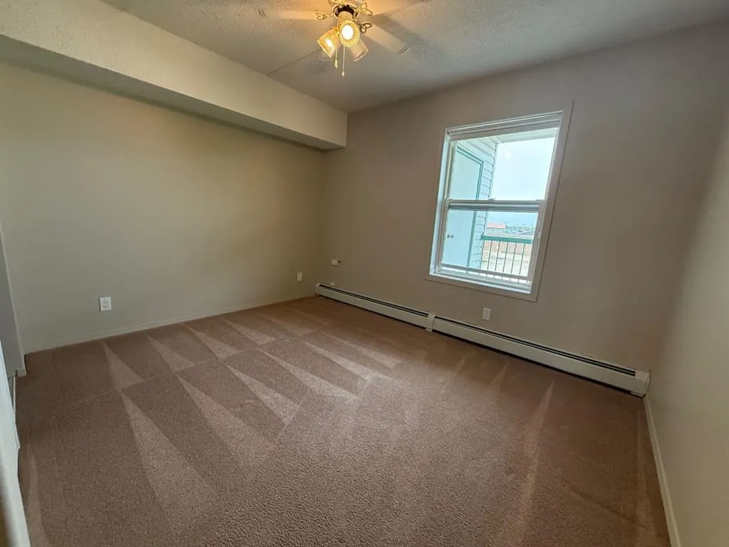 848 4 Avenue, #302