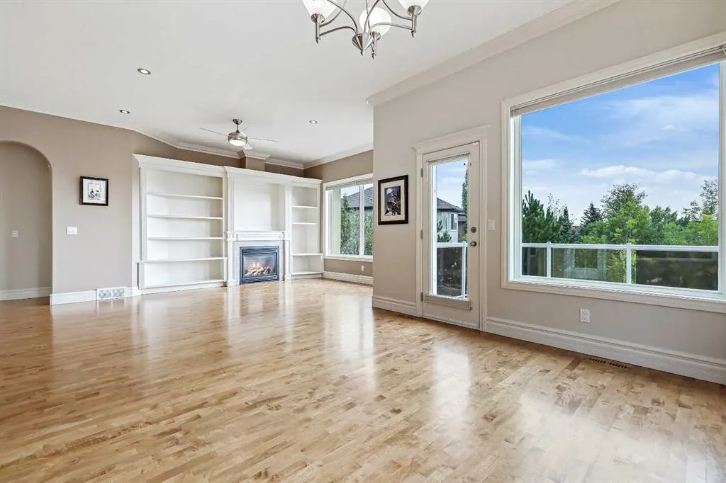 49 Royal Highland Road NW