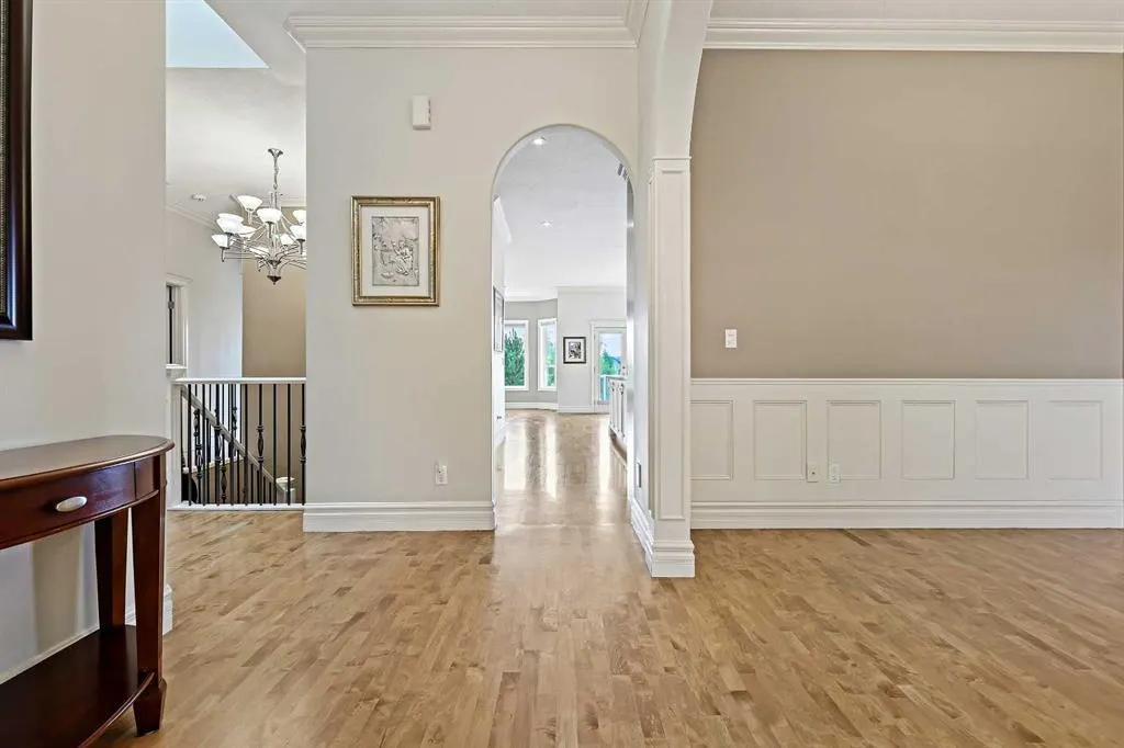 49 Royal Highland Road NW