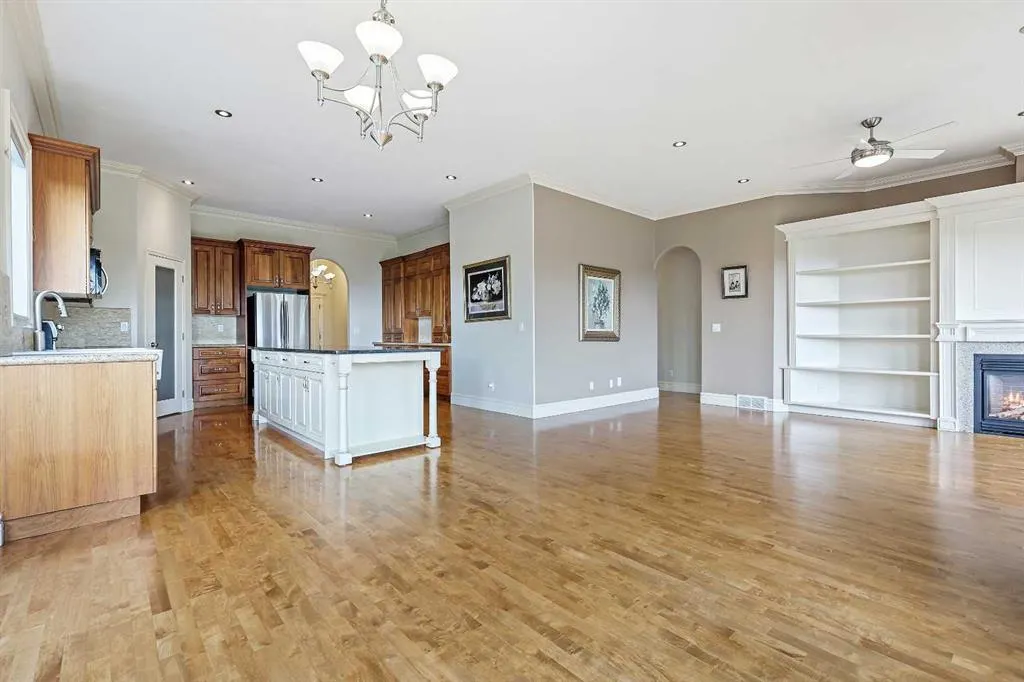 49 Royal Highland Road NW
