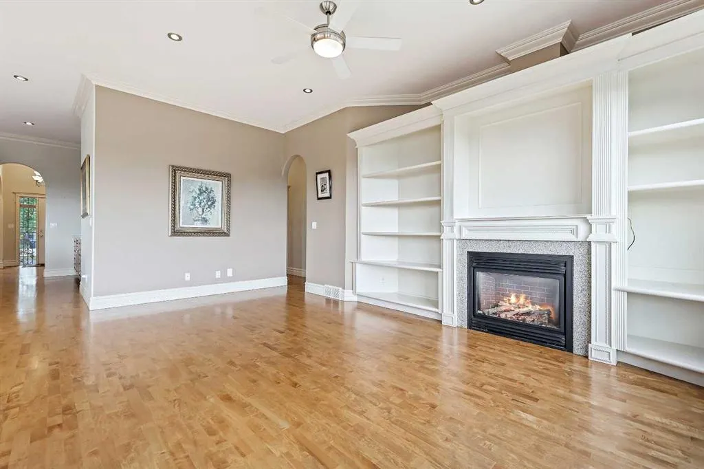 49 Royal Highland Road NW
