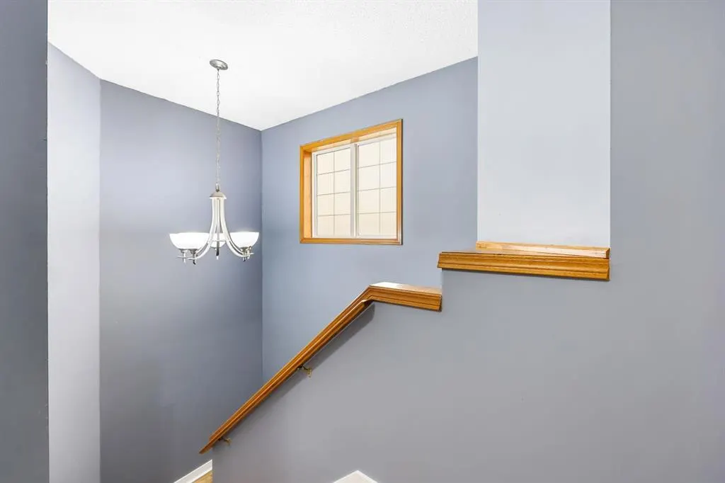 10 Big Springs Hill SE