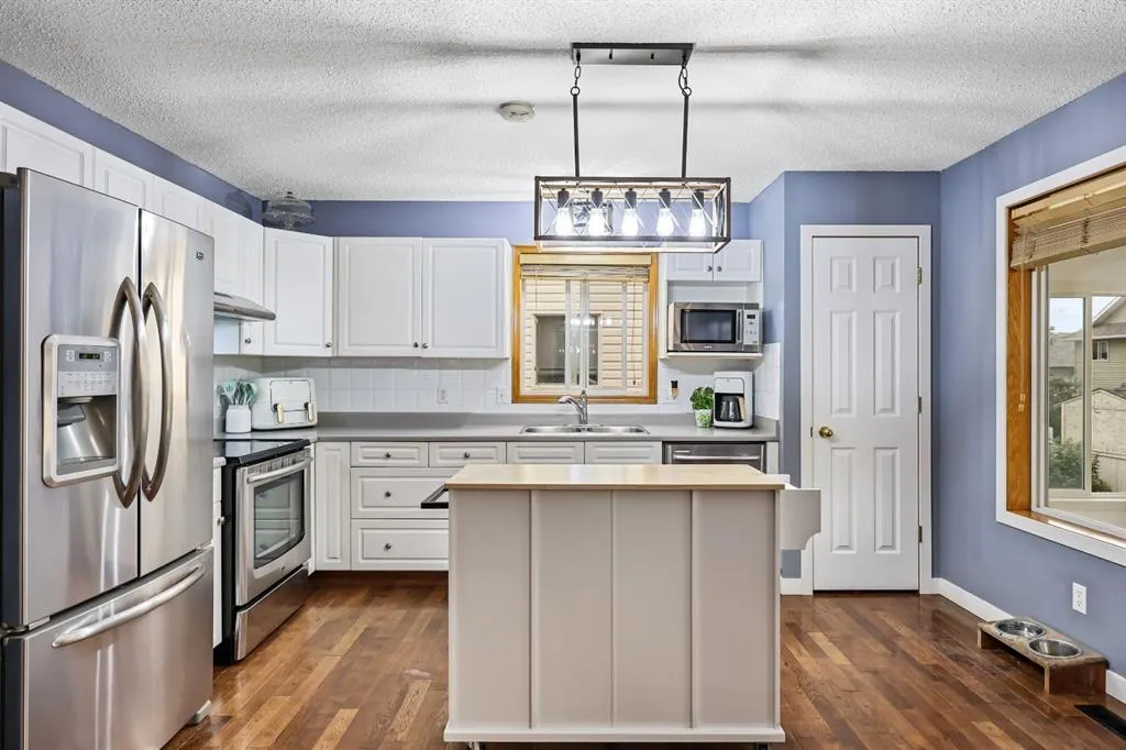10 Big Springs Hill SE