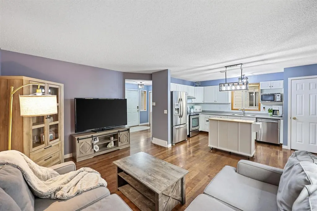 10 Big Springs Hill SE
