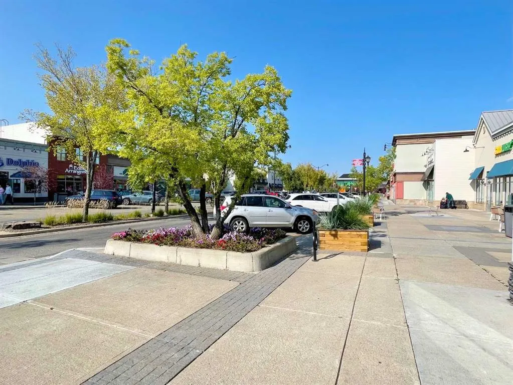 1130 Mckenzie Towne Row SE